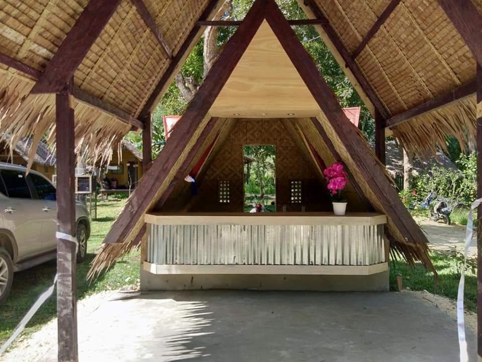 Loboc Nipa Huts Cottages Rental Eksteriør billede